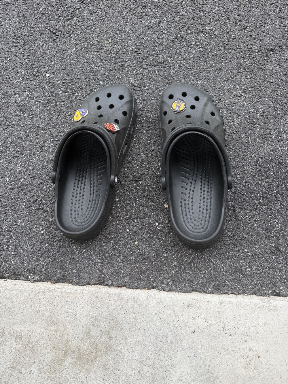 Men/Women Black Slip-On Crocs